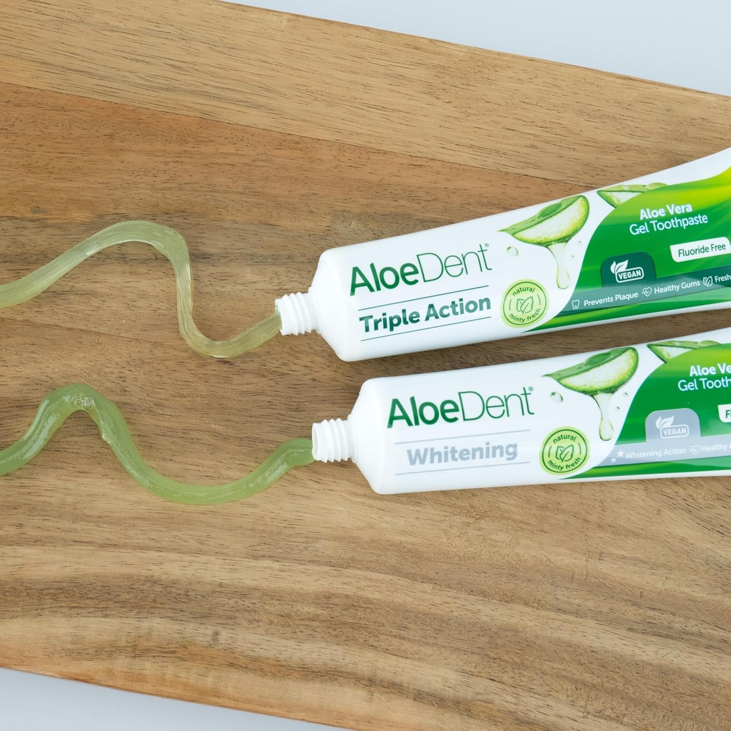 Aloedent Aloe Vera Whitening Zahnpasta Ohne Fluorid - Natürliche Pfefferminze, Sls-Frei, Natürlich Weiße Zähne & Gesundes Zahnfleisch, Vegan, 100Ml